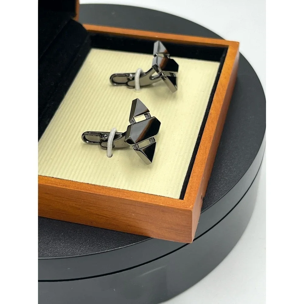 Roundtree‎ & Yorke Gunmetal Diagonal Cufflinks in Wooden Box New